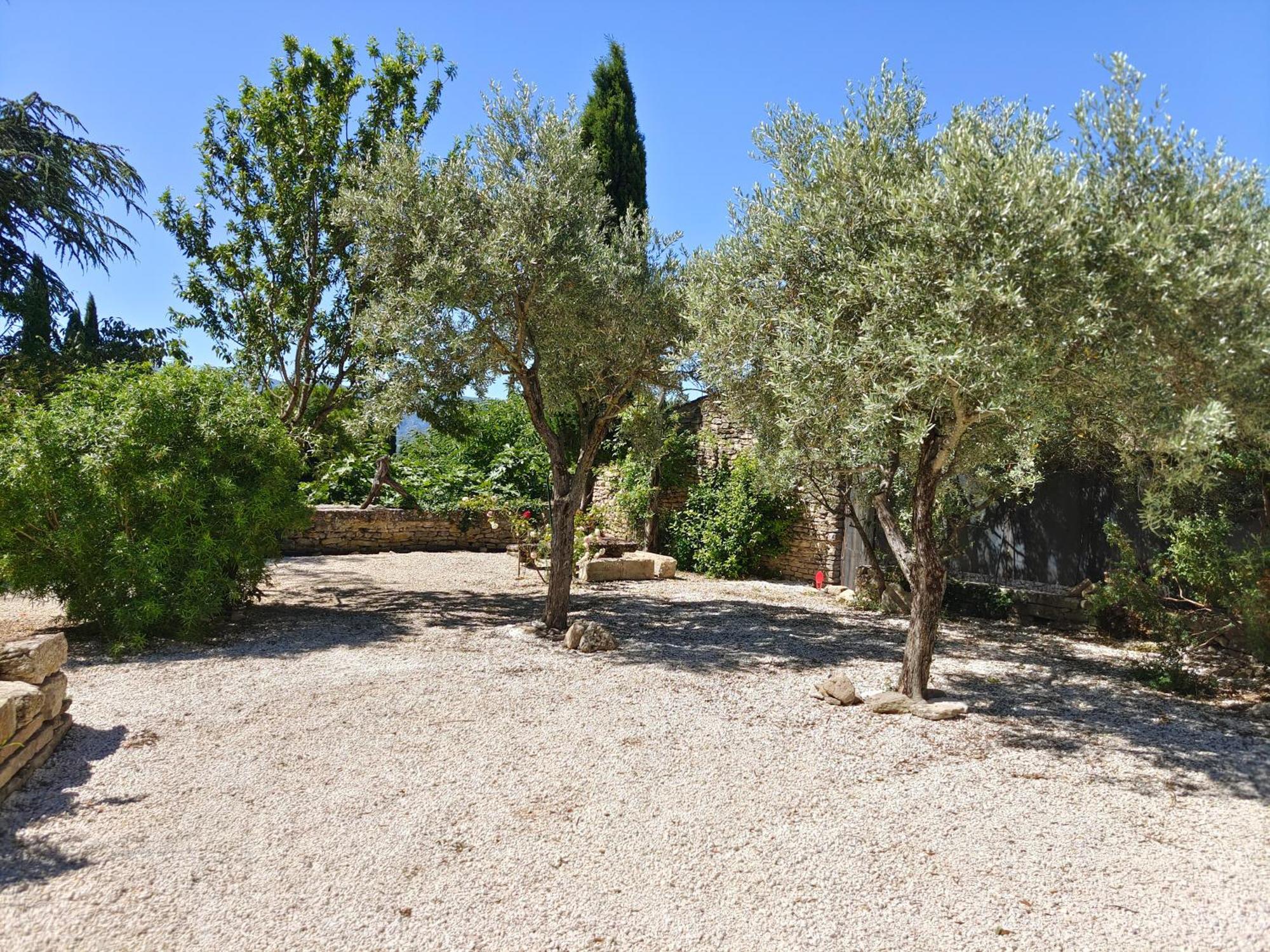 Rue Du Chateau A Cabrieres D'Avignon Bed and Breakfast Exterior foto