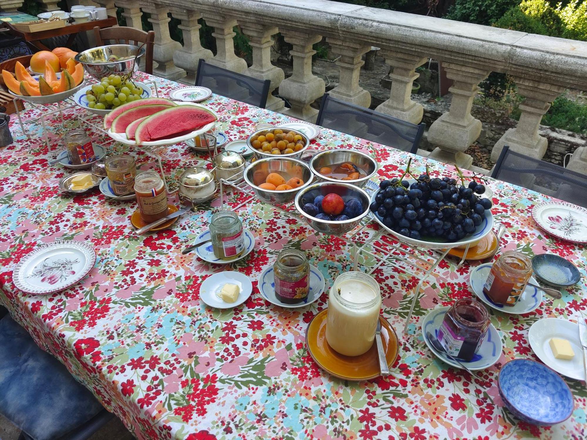 Rue Du Chateau A Cabrieres D'Avignon Bed and Breakfast Exterior foto